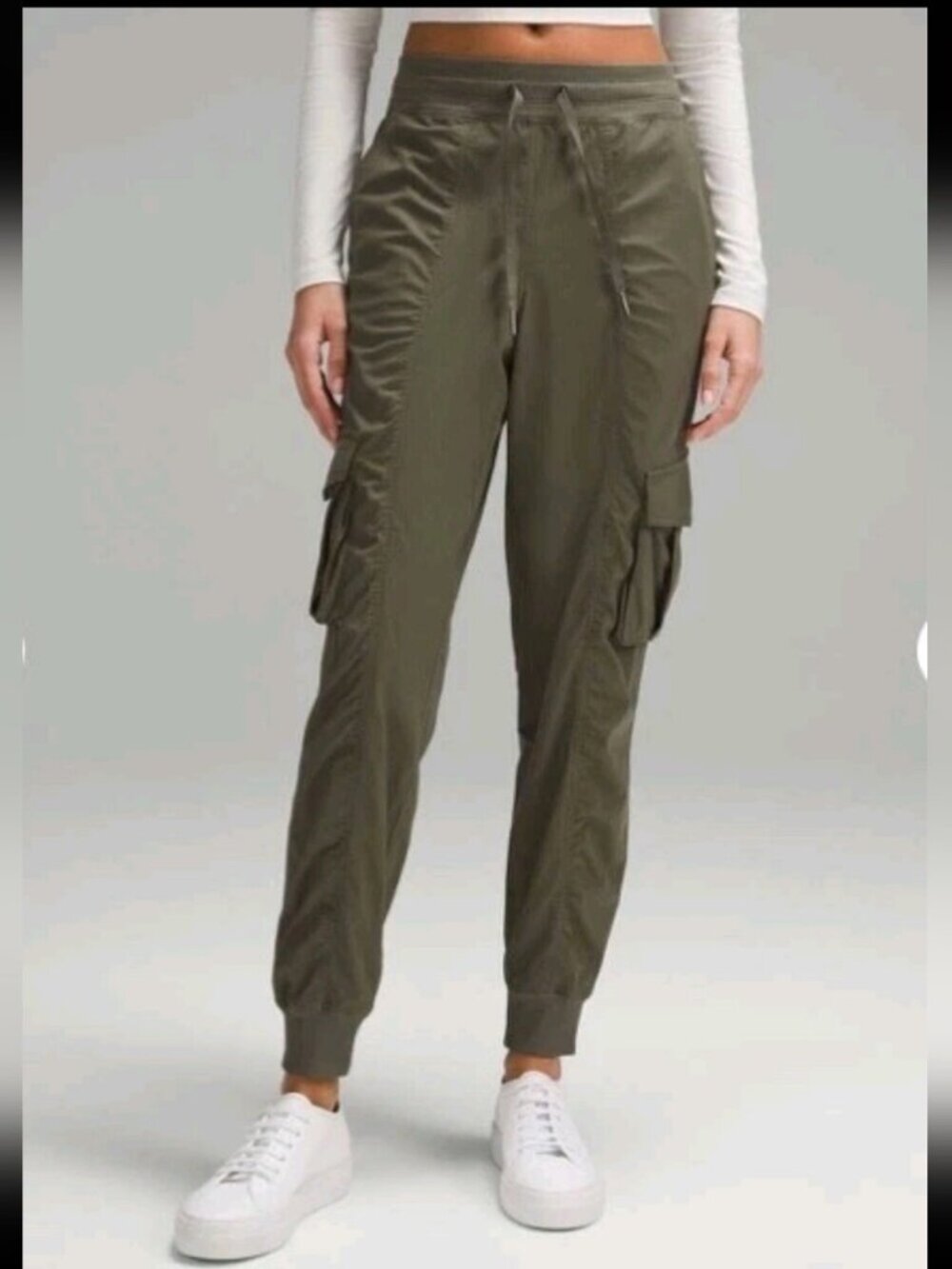 Lululemon Dance Studio Relaxed-Fit Mid-Rise Cargo Jogger ~ Green ~ S